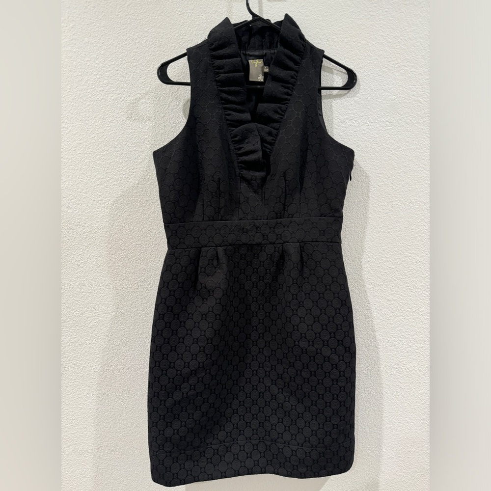 Taylor Black Sheath Jacquard Geometric Dots Sleeveless Ruffle Dress Size 8